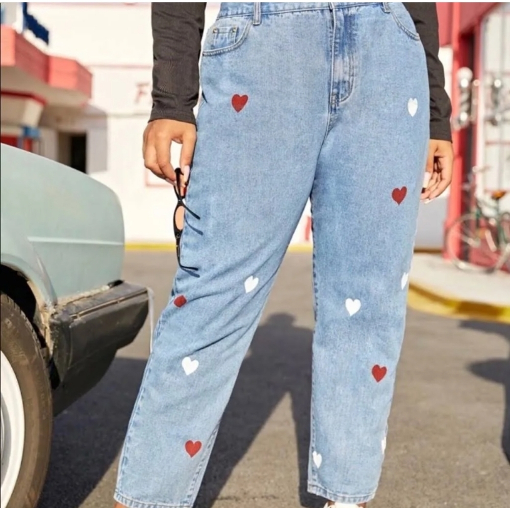 SHEIN RED AND WHITE HEART JEAN, Size 3XL